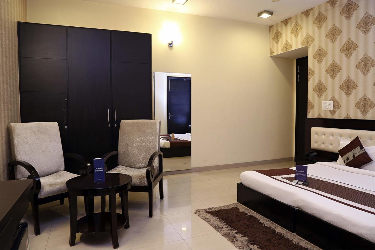 Fabhotel Signature Cyber Park Дели Экстерьер фото